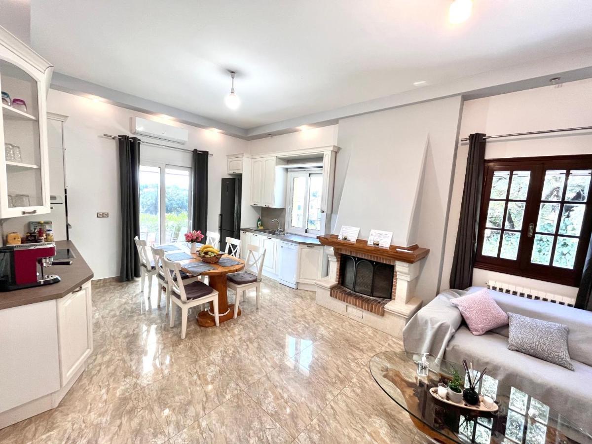 Gkk House Private Swimming Pool Luxury House Villa Skriperon Ngoại thất bức ảnh